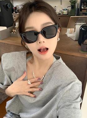 高级感黑色2025新款太阳镜女GM方形时尚墨镜遮阳网红辣妹街拍度假