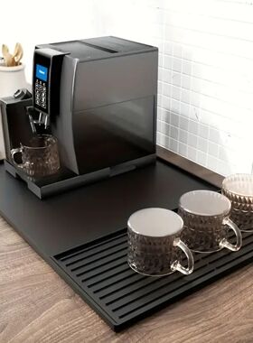 Silicone coffee MATS with raised edges, suitable for counter