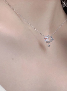 星星项链女夏季轻奢幻彩五角星劲链钛钢闪亮锆石琉璃双子星锁骨链