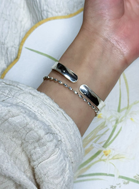 狮子山银饰足银光面简约情侣手镯