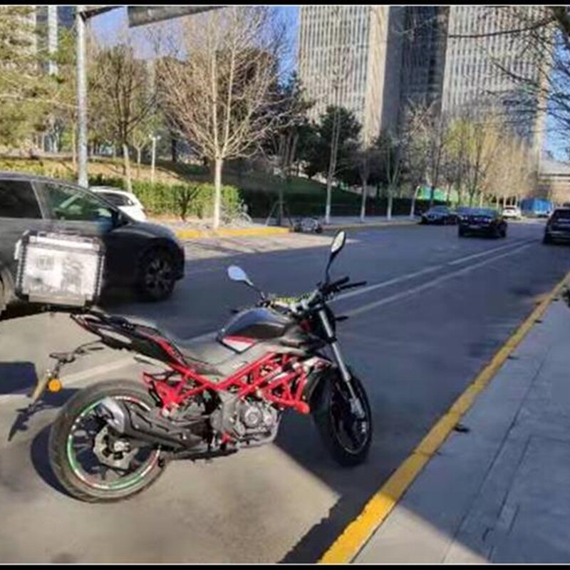  洛姆熊摩托车挡风被