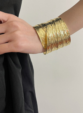 日系coopkoop小众设计师复古重工立体浮雕肌理感金色不规则高级