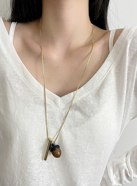 日系CoopKoop简约高级感木质松果吊坠项链女小众设计感长款毛衣