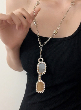 日系coopkoop新款小香风复古水钻眼镜造型吊坠项链女轻奢小众