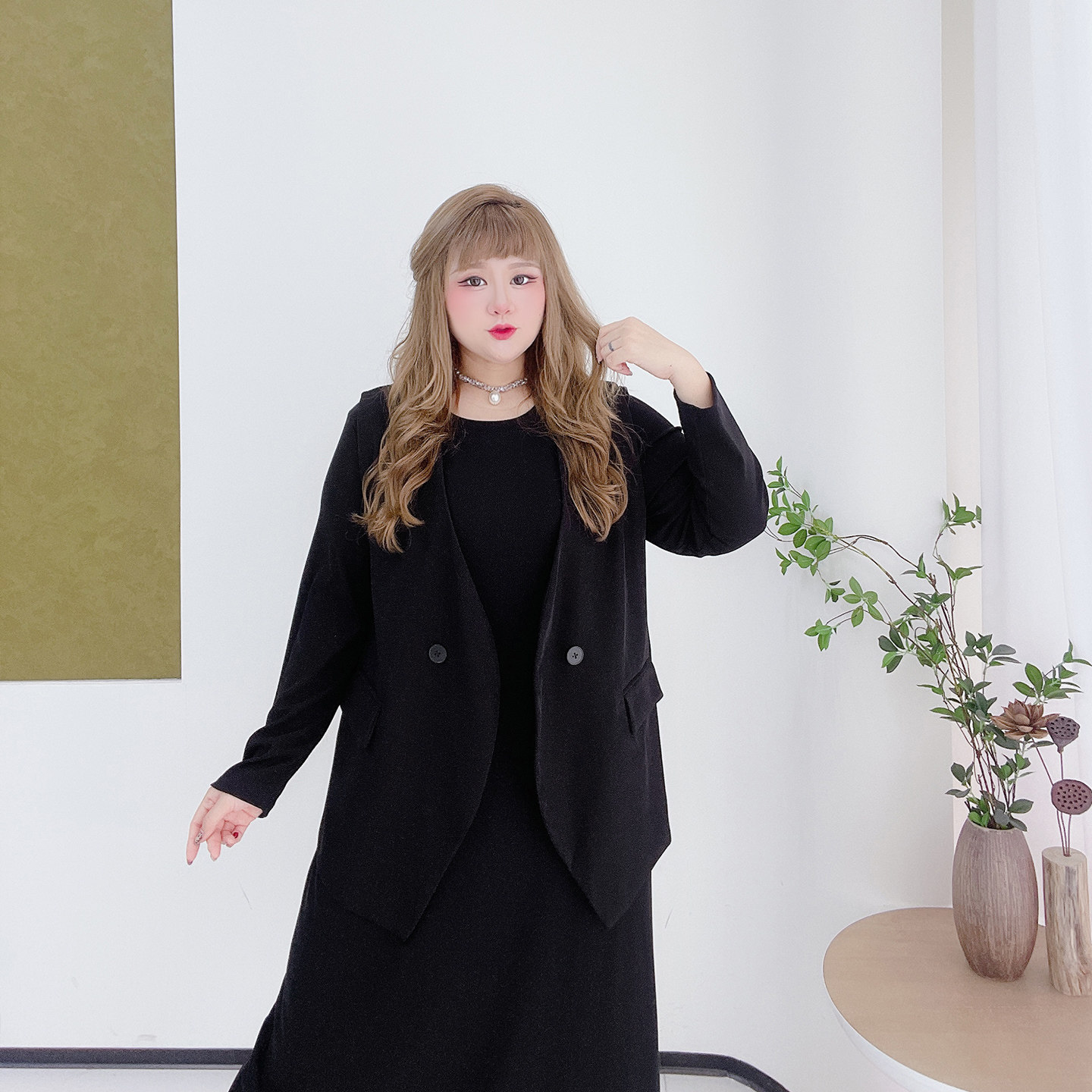 2025秋款胖莹莹大码女装韩系松弛感纯色简约马甲气质连衣裙套装,淘宝优惠券,粉丝福利购,淘宝优惠卷