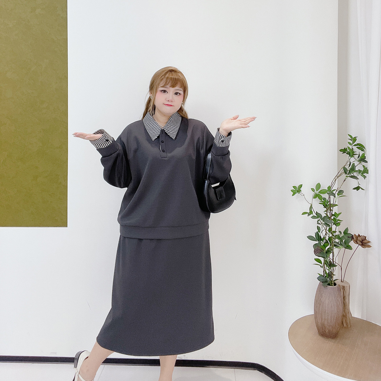 胖莹莹大码女装学院风格雷灰假两件格纹宽松衬衫领卫衣半身裙套装,淘宝优惠券,粉丝福利购,淘宝优惠卷