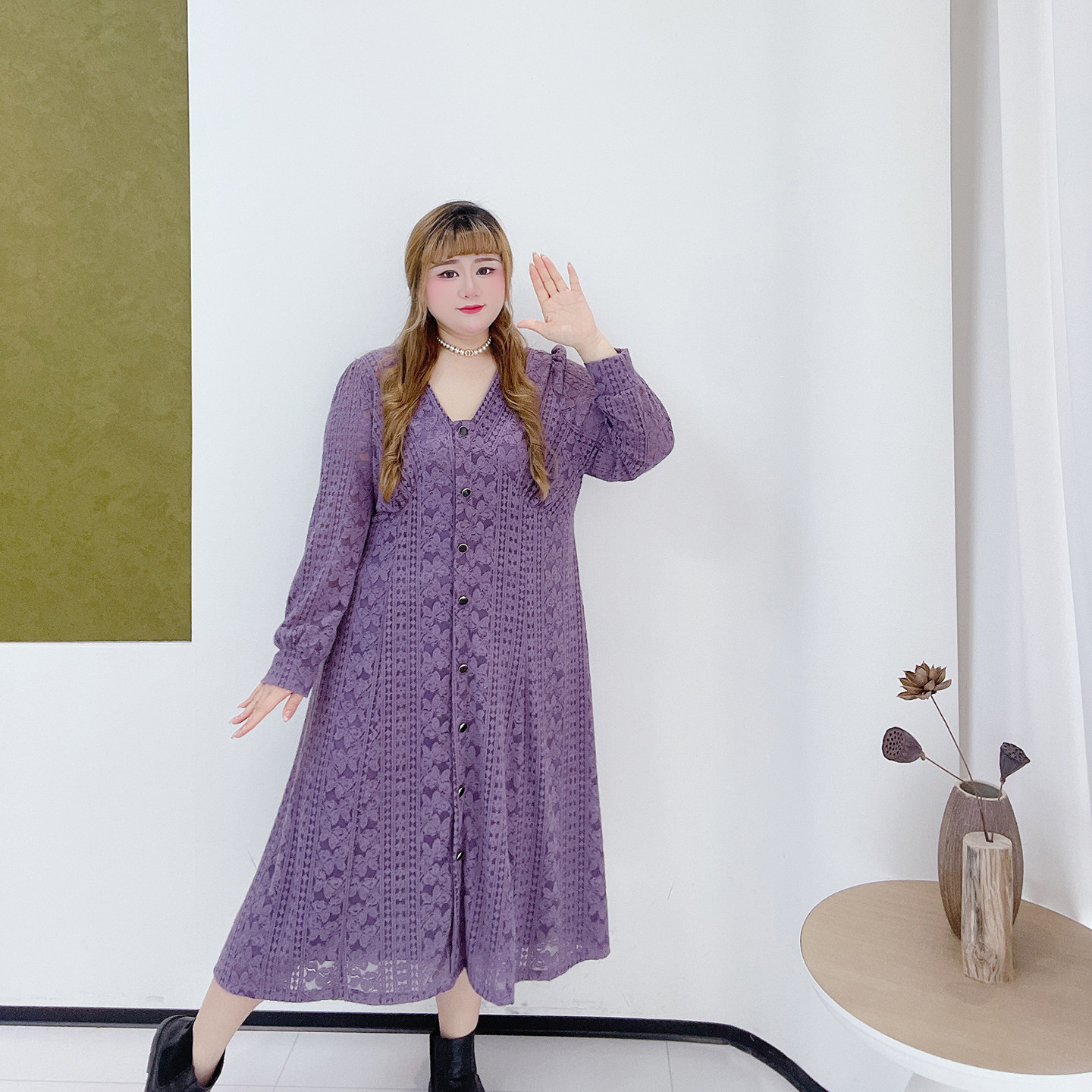 300斤胖莹莹大码女装法式优雅V领蕾丝紫色端丽风名媛收腰连衣裙,淘宝优惠券,粉丝福利购,淘宝优惠卷