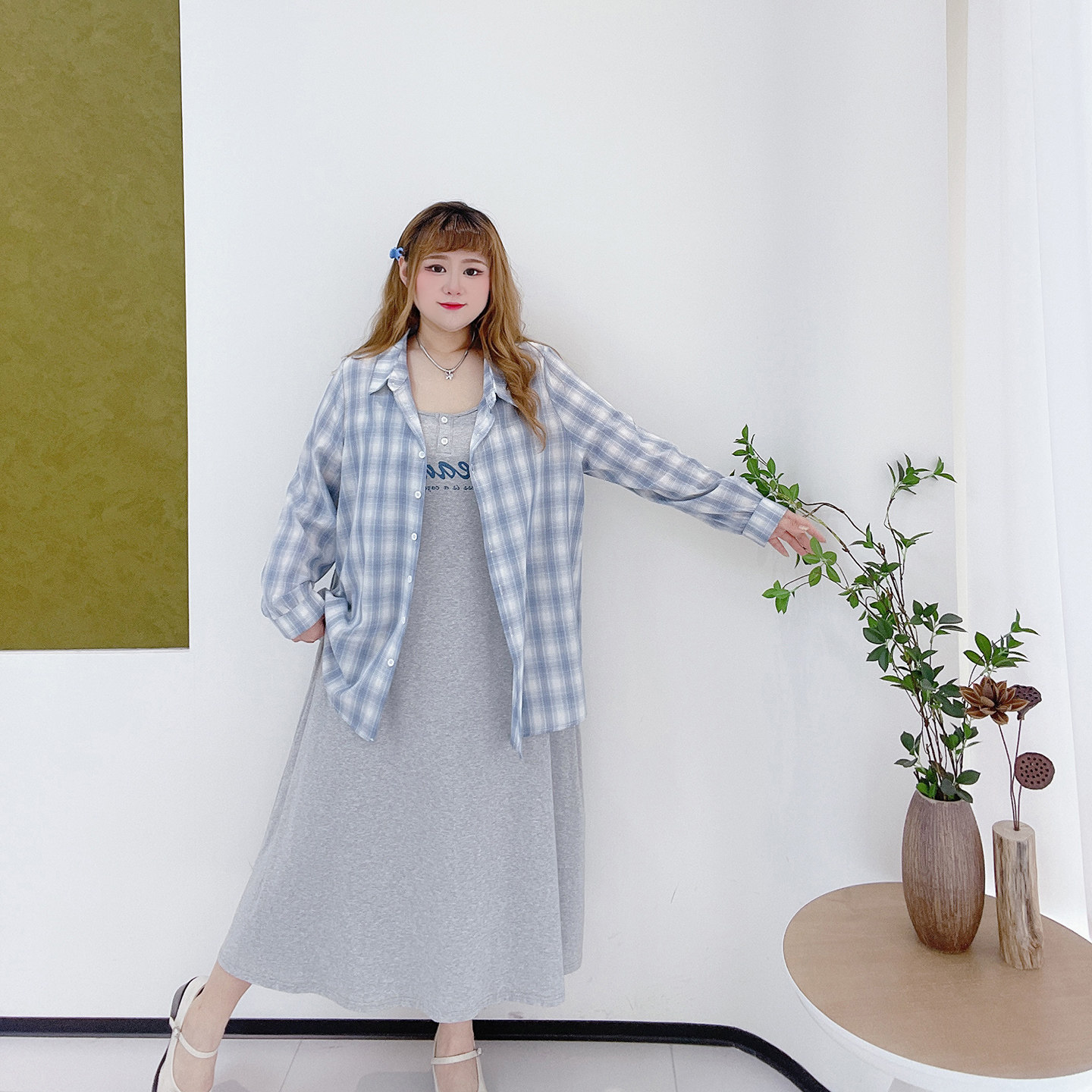 胖莹莹大码女装300斤胖m韩系休闲慵懒风减龄吊带长裙格纹衬衫套装,淘宝优惠券,粉丝福利购,淘宝优惠卷