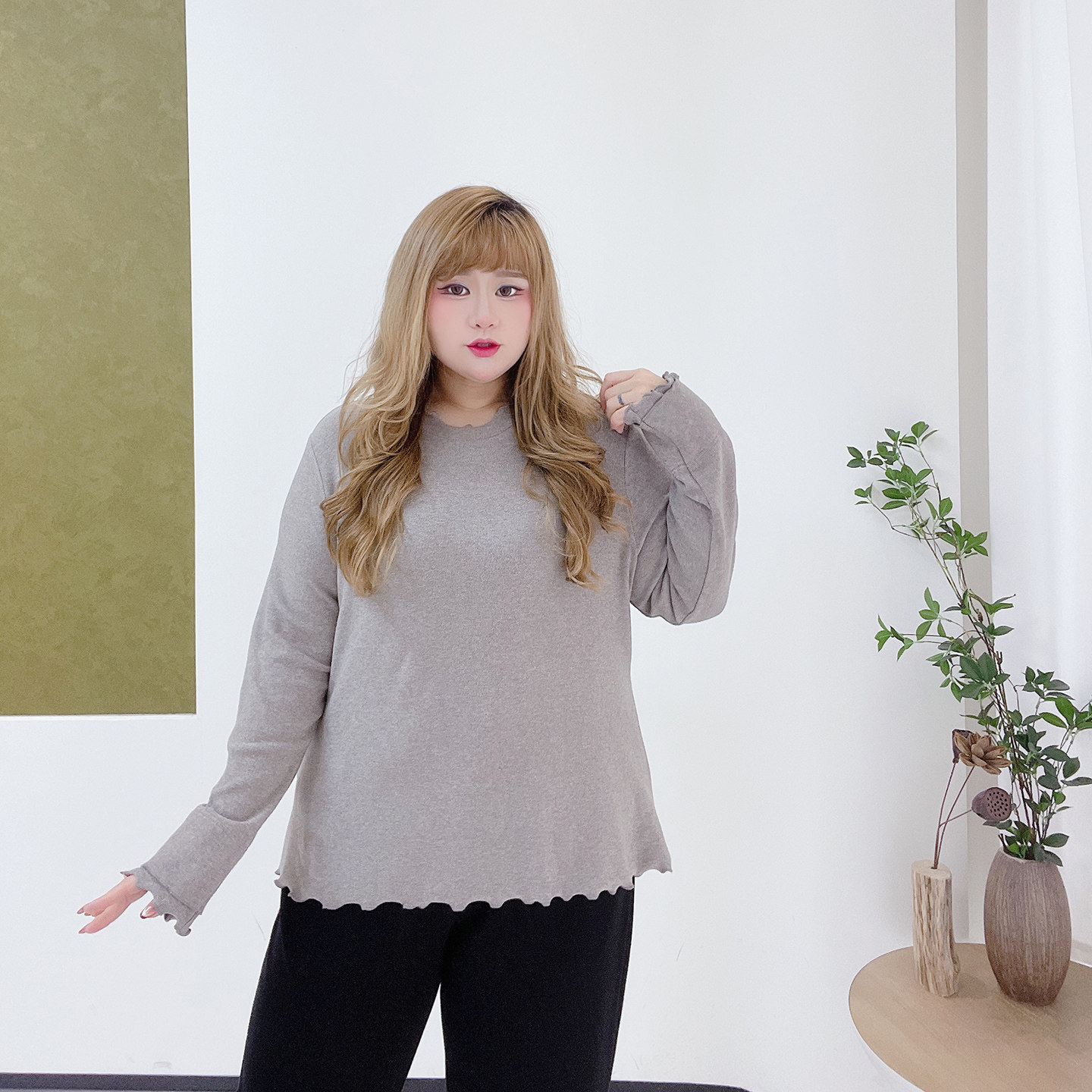 韩系简约木耳边正肩打底衫胖莹莹大码女装百搭叠穿气质弹力上衣,淘宝优惠券,粉丝福利购,淘宝优惠卷