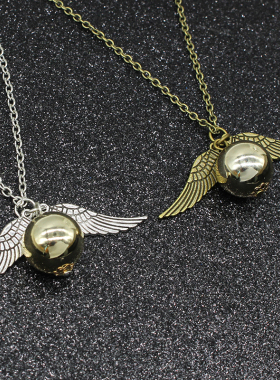 欧美电影饰品合金飞贼学生款吊坠