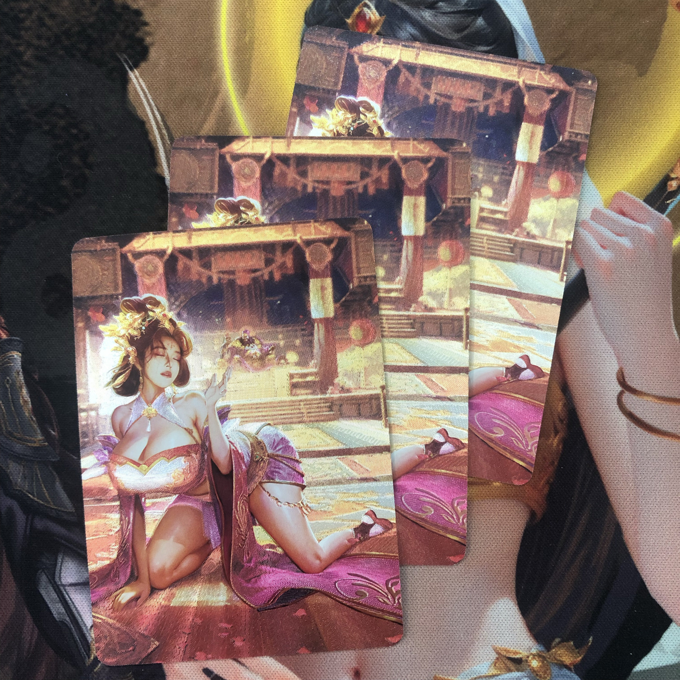 砖家原创  冲鸭礼盒限定版火狐四大美女粗闪收藏卡18r（63*88mm）,淘宝优惠券,粉丝福利购,淘宝优惠卷