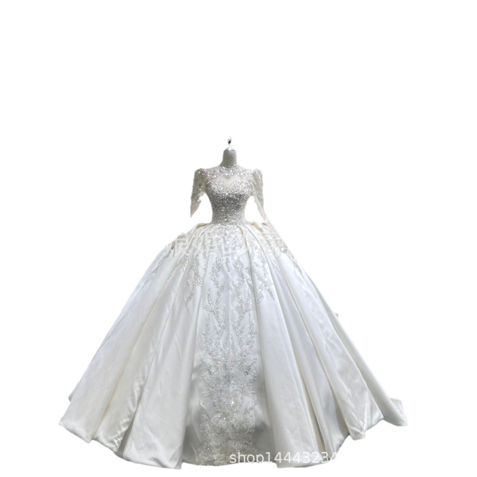 缎面长袖婚纱主纱2024新款新娘高级质感复古法式重工拖尾高领礼服,淘宝优惠券,粉丝福利购,淘宝优惠卷