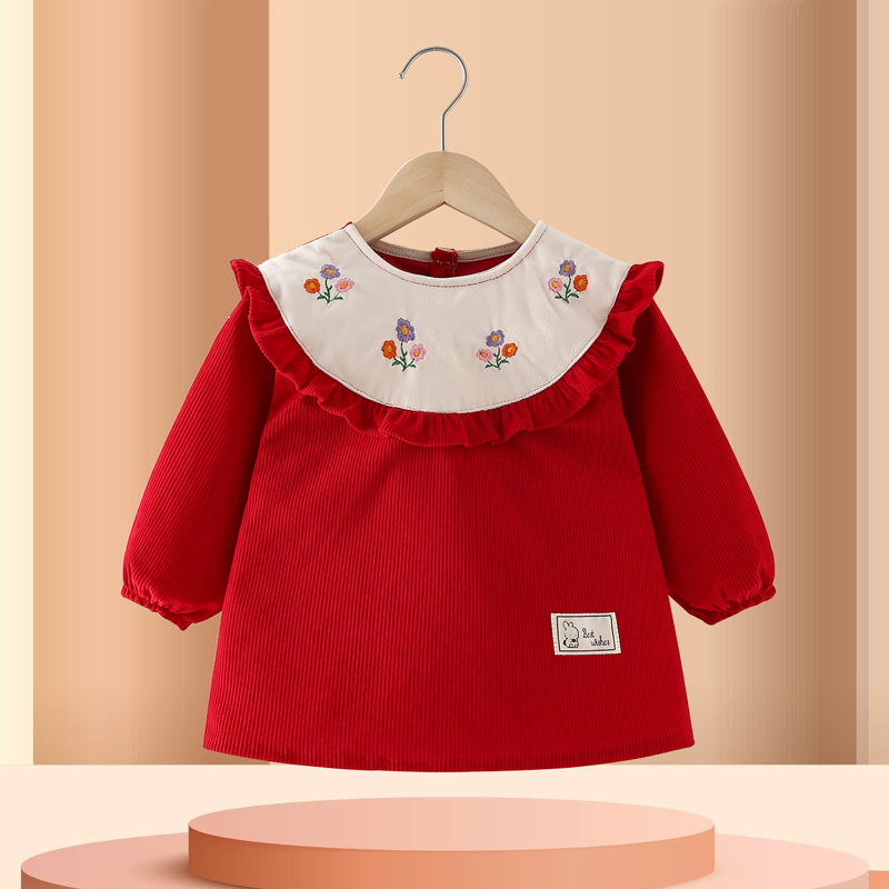 Princess Xitong dresses backwards to prevent heatstroke and dirt