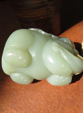 新疆和田玉且末料青白玉油疙瘩吉祥如意手把件 带证书