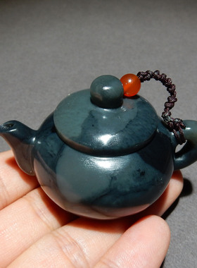 和田玉青花把把壶小手把件摆件 带证书