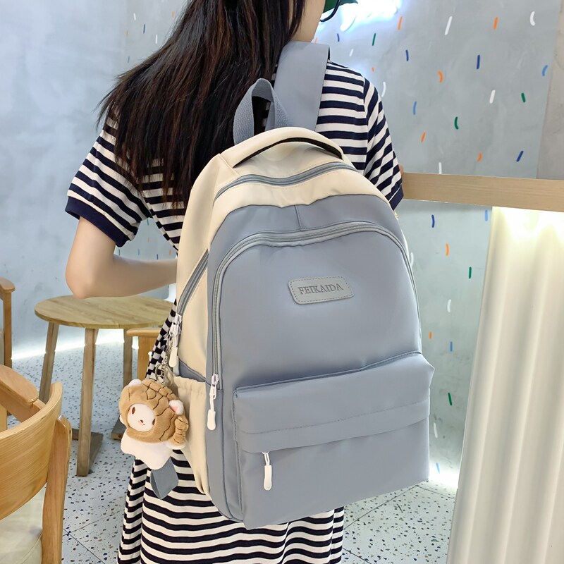 女2022新款大容量韩版简约电脑包 梦凡客双肩背包