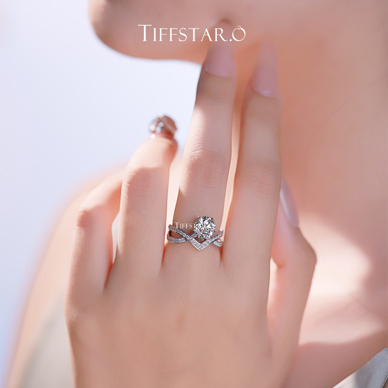 Tiff Star Diamond 18K Gold Cultured Diamond Ring One Carat