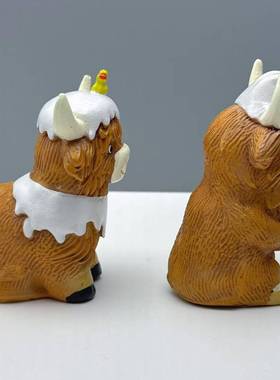 跨境新品高地牛雕像用于书架装饰纸巾高地牛主题女性礼物树脂工艺