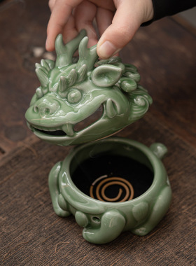 纳福龙青瓷陶瓷盘香炉 越窑工艺品熏香摆件倒流香薰炉家居香道