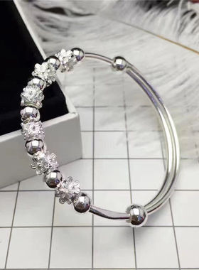 白铜镀银手环 年轻款梅花转动珠手镯串珠推拉镯子 送女友节日礼物