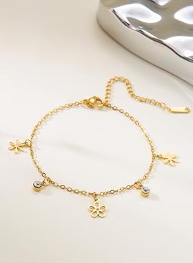 小巧精致多配件不锈钢花瓣镶钻项链手链套装气质优雅设计时尚饰品