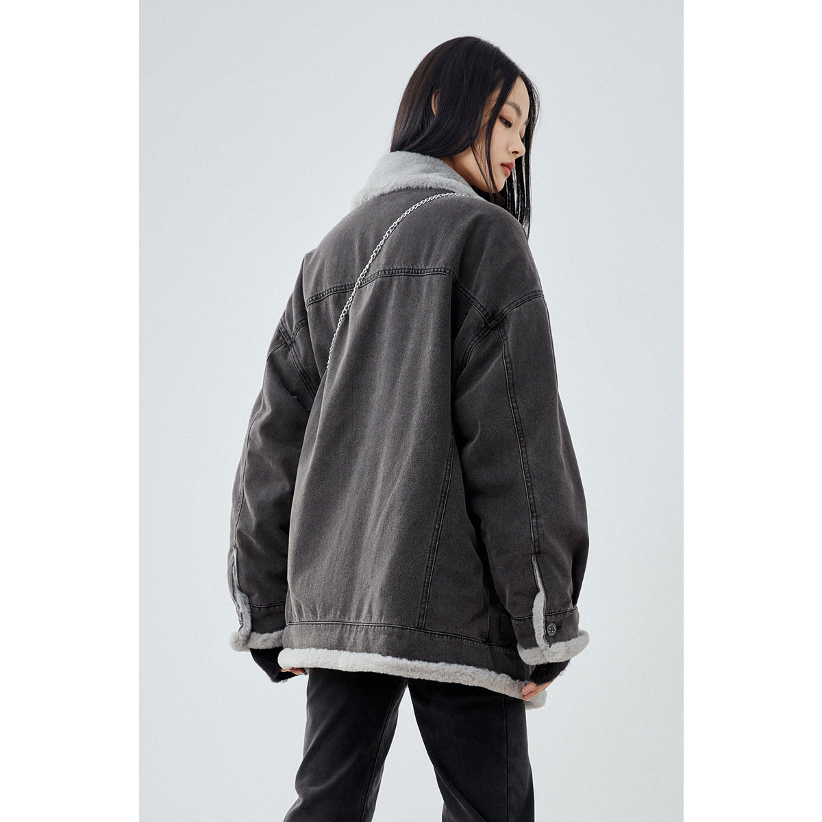 太平鸟牛仔外套加厚黑色送包包新款 太平鸟outlets店短外套