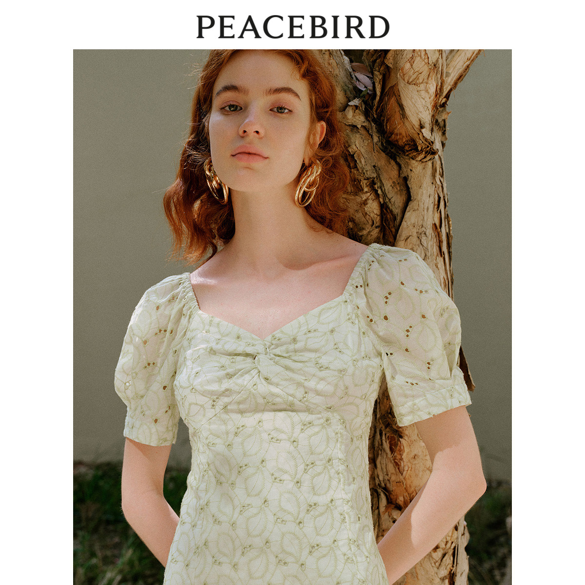  太平鸟outlets店连衣裙