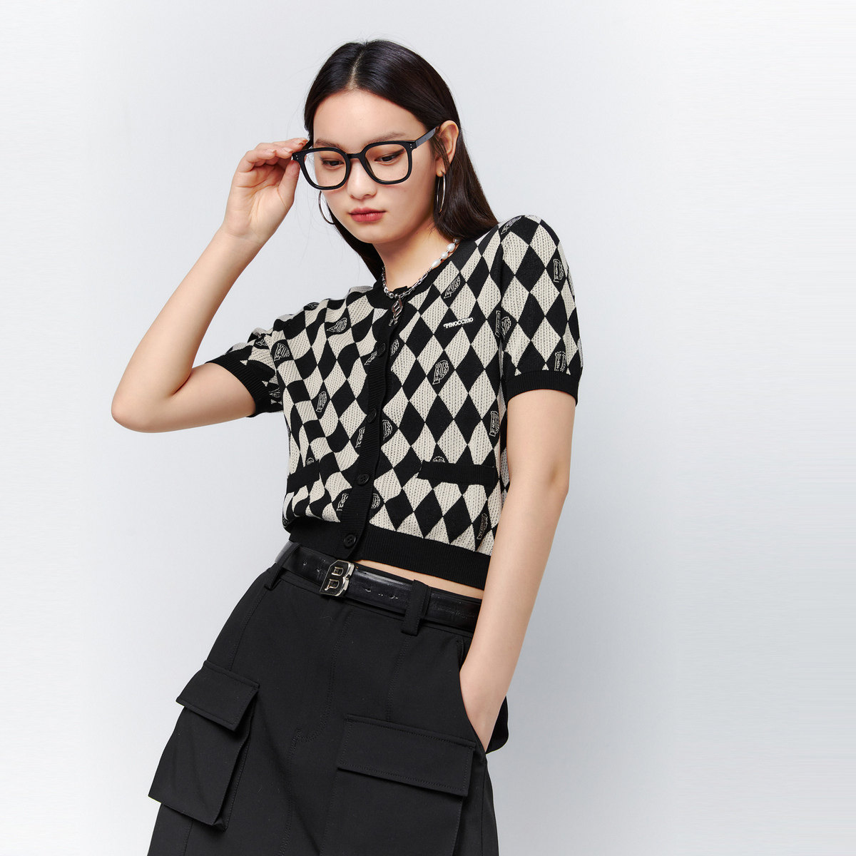  太平鸟outlets店毛针织衫