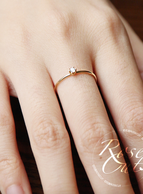 纯银包金镶嵌锆石极细指环尾戒