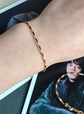 吴青峰手工编织甜美情侣五彩绳