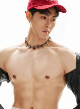 铆钉项链体育生性感合金锁骨链