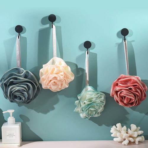 Большое милое банное полотенце с розой в составе, шарик для ванны