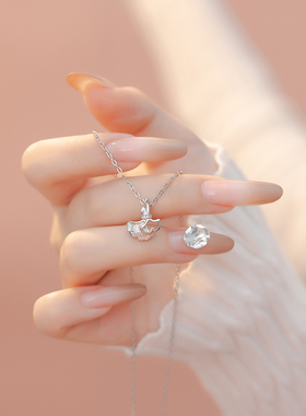 Jusongklein银杏轻奢锁骨链