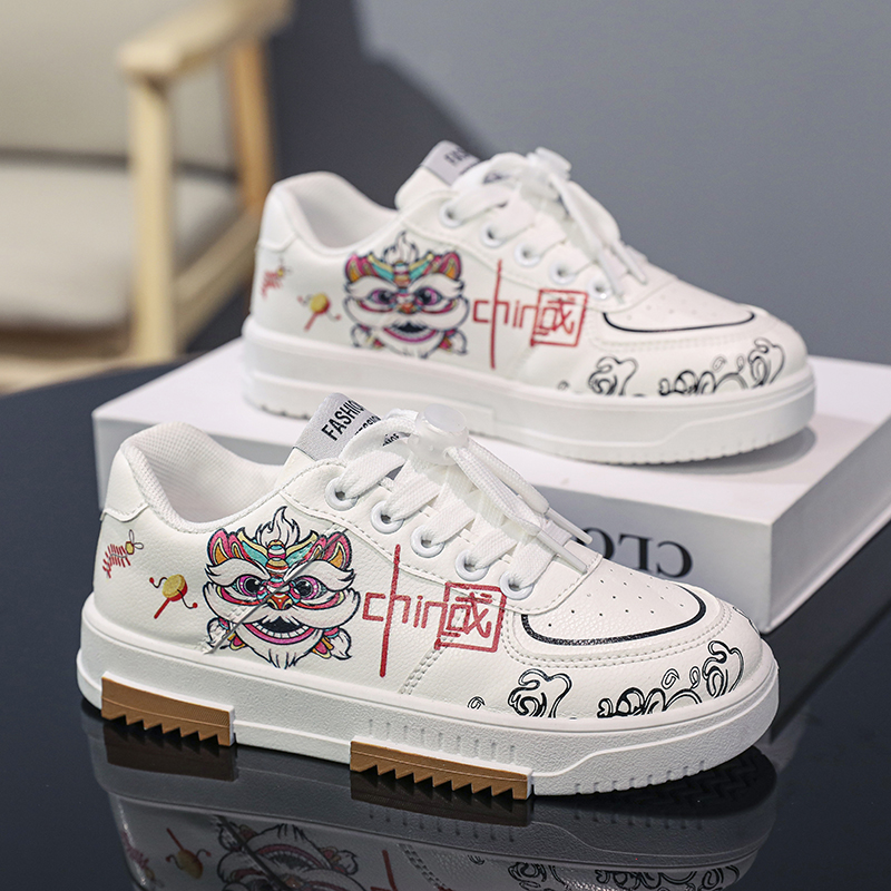 中国风男童鞋子秋季2025新款儿童运动休闲鞋男孩中大童小白鞋板鞋 - 图1