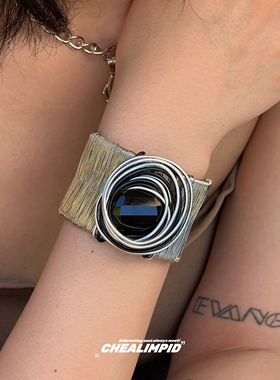 CHEALIMPID/.不规则金属线圈缠绕复古手镯小众高级感轻奢男女手环