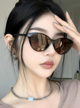 超轻16克2025新款复古玳瑁猫眼墨镜女高级感辣妹方圆脸太阳镜遮阳