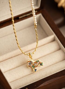 热卖新款七彩小马耳环女法式轻奢