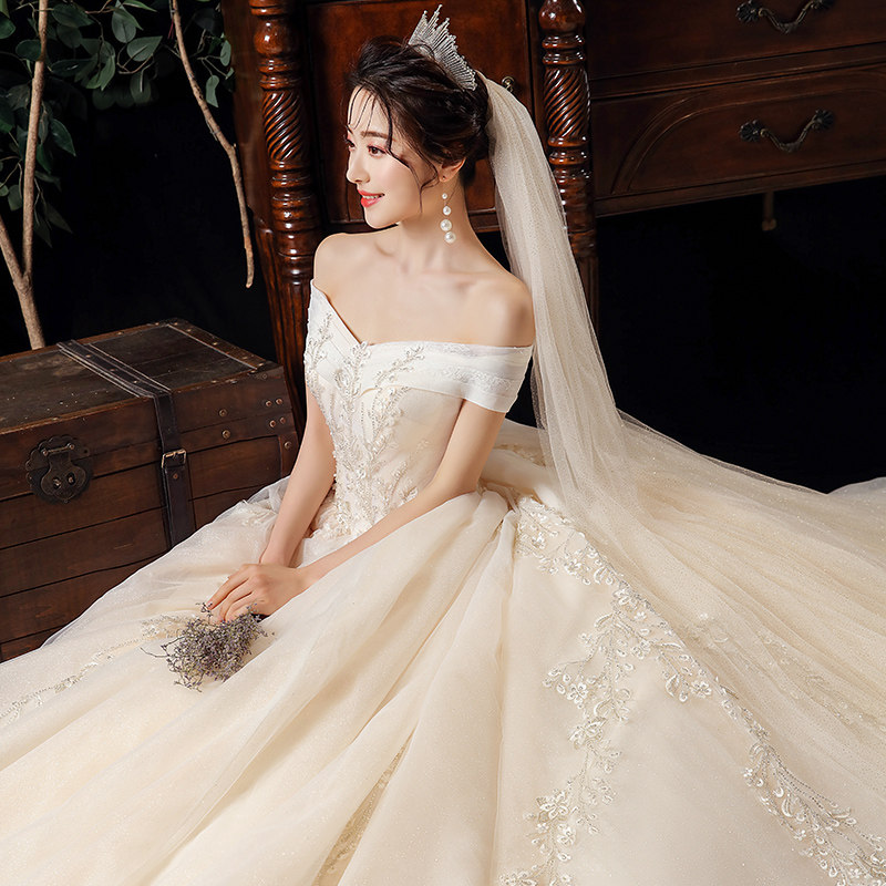 2020新款森系一字肩奢华气质婚纱 繁佑婚纱