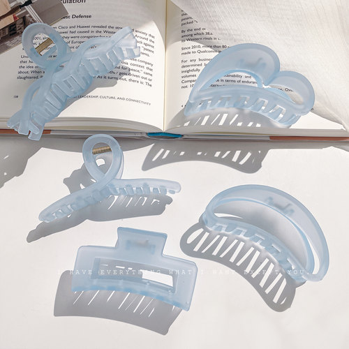 夏季果冻色抓夹中号发量少2026新款高级感鲨鱼夹蓝色发夹夹子发抓 - 图1