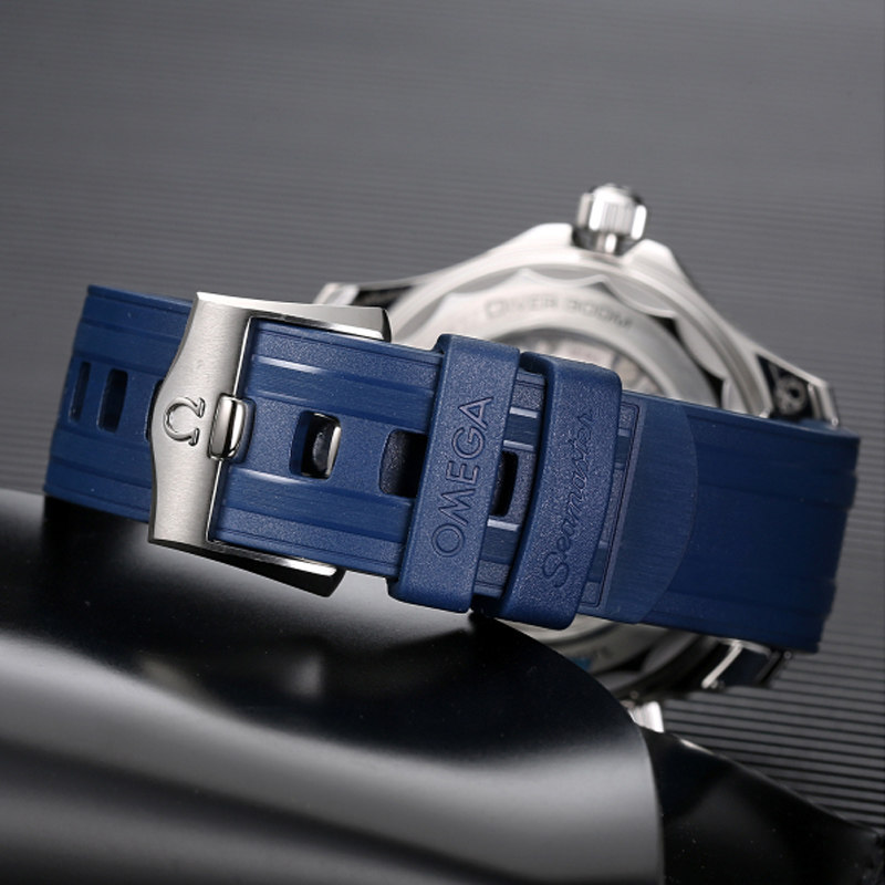OMEGA欧米茄海马橡胶带手表自动机械潜水男表210.32.42.20.03.001