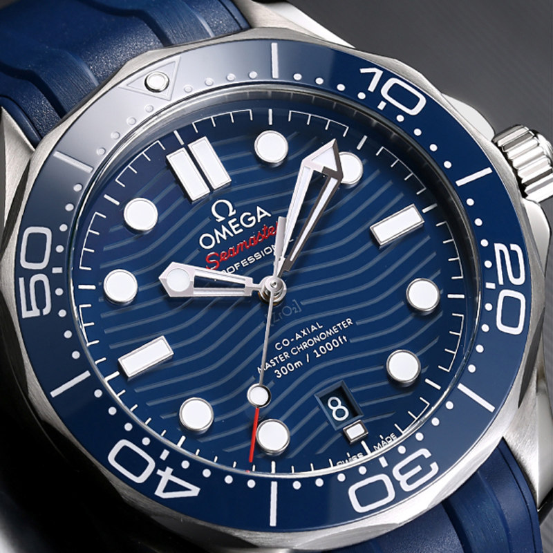 OMEGA欧米茄海马橡胶带手表自动机械潜水男表210.32.42.20.03.001