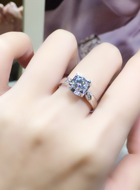 镀金莫桑石戒指D色燕尾牛头女