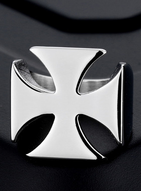 时尚简约平滑面十字花型戒指商务霸气钛钢戒指