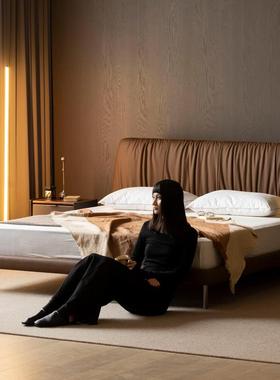 法式复古黑色叠影床卧室简约艺术设计民宿样板间皮艺双人1.8m大床