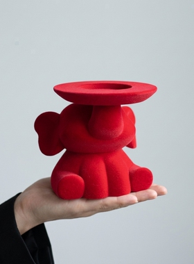 红色卡通可爱桌面装饰摆件