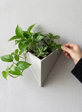 北欧简约三角壁挂花盆摆件