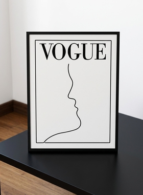 VOGUE黑白线条人物头像装饰画