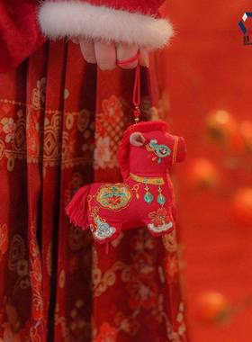 手工宋锦刺绣招财马生肖挂件