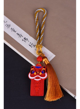 精品红砂原矿朱砂红砂彩绘醒狮挂件包包钥匙扣女朱砂饰品国风简约