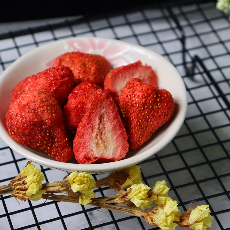 冻干草莓脆500g草莓干大袋大包一斤装整颗粒雪花酥原料烘焙用零食,淘宝优惠券,粉丝福利购,淘宝优惠卷
